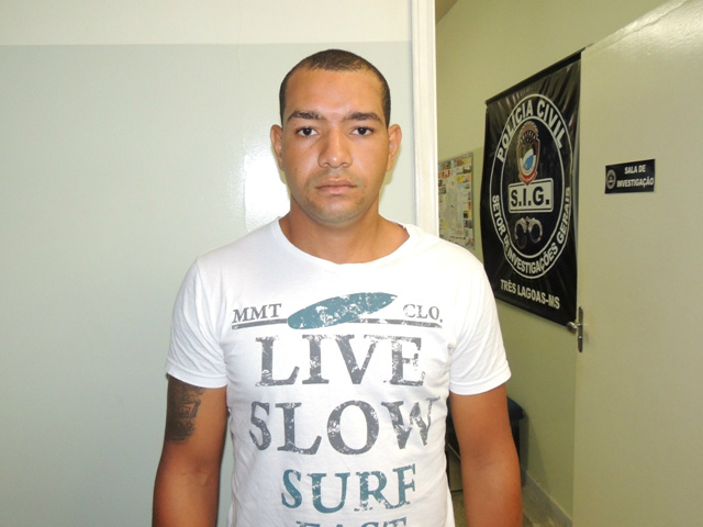 Anderson da Silva Benevites, 24 anos era ex funcionário das Casas Bahia e tem participação no crime.Foto: Rádio Caçula