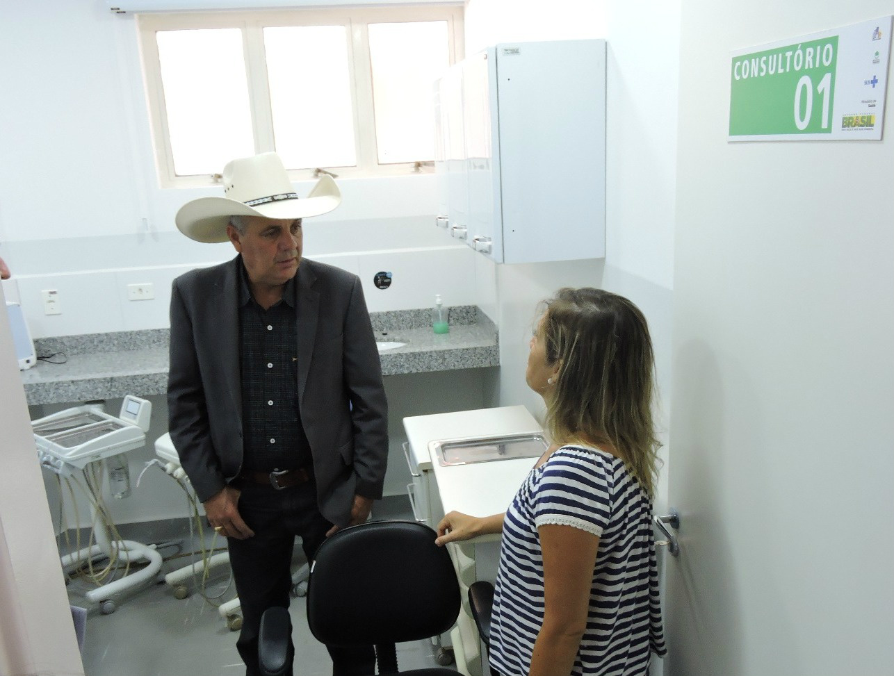 O Prefeito Angelo Guerreiro- PSDB, cumpriu agenda nesta manhã de quarta-feira (04), visitando Unidades Básicas de Saúde (UBS) e também o Centro Odontológico de Três Lagoas.