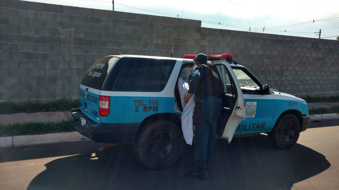 Policia recupera objetos roubados
