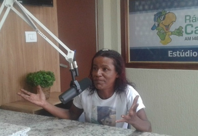 Ednéia de Rezende, mãe da jovem Liliane Anastachi