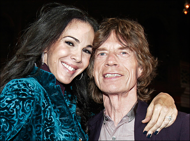 Mick e a namorada L'Wren Scott (Foto: KomoNews)