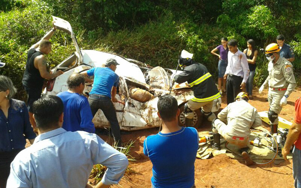 Foto: Ribero Junior / Fátima NewsBombeiros retiraram noiva das ferragens