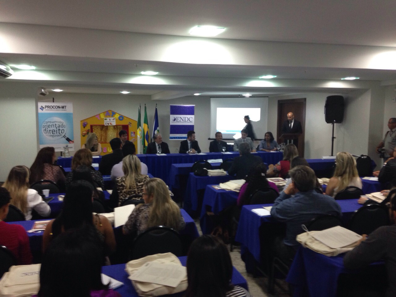 Procons, Ministério Público, Defensória Pública, Delegacia de Defesa do consumidor, Juizado Especial Cível e Entidades Civis de Defesa do consumidor.