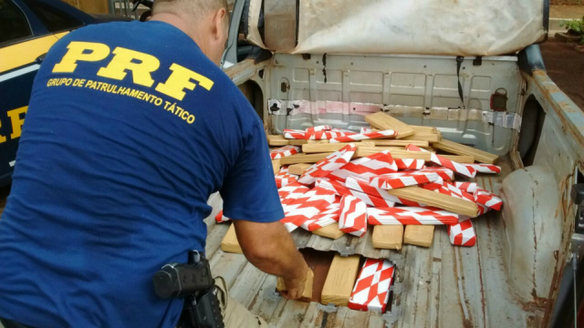 A droga totalizou 102 quilos de maconha. (Foto: Dourados News)