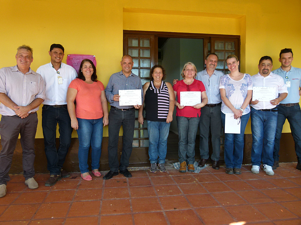 Do assentamento para o mundo, com a chegada da internet e dos computadores ao assentamento, possibilitará além inclusão digital, auxiliará também na divulgação e atendimento dos serviços prestados pelos agricultores familiares. 