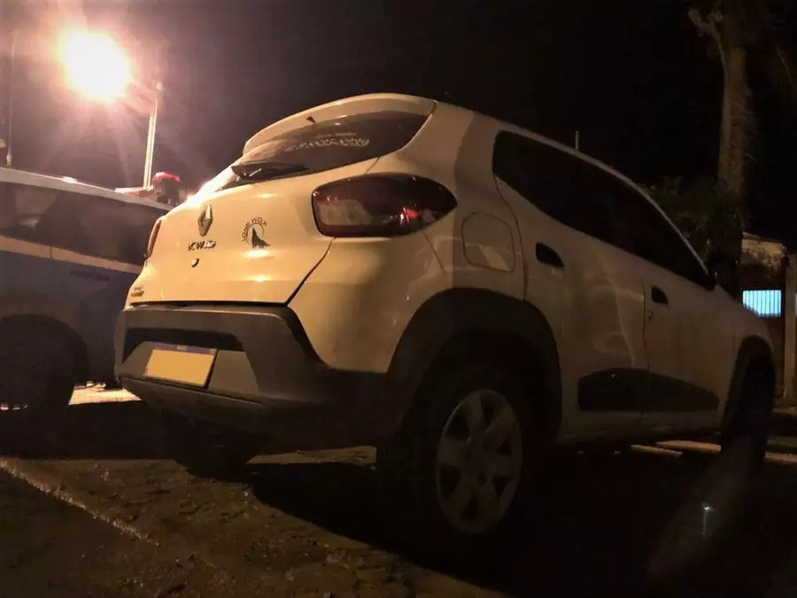 Veículo roubado pelo trio foi apreendido pela Polícia Militar de Batayporã (Foto: José Almir Portela / Nova News)