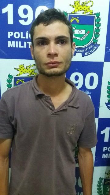 ISMAIL MOHAMAD SMIDI (23), dono das armas e acusado de praticar o tráfico de drogas. 