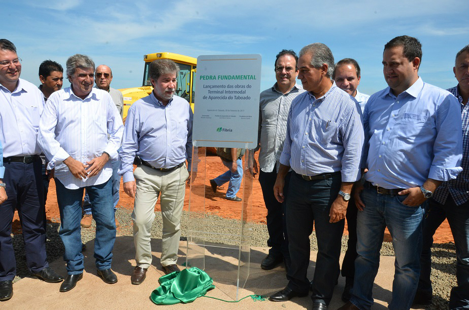 Lançamento da pedra fundamental do Terminal Intermodal. Foto: Ascom
