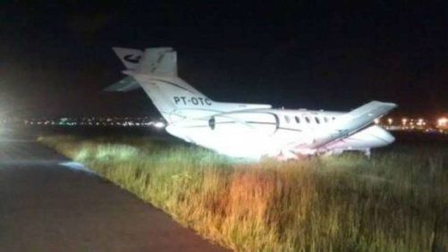 Avião com Aécio Neves faz pouso de emergência em São PauloFoto: Reprodução