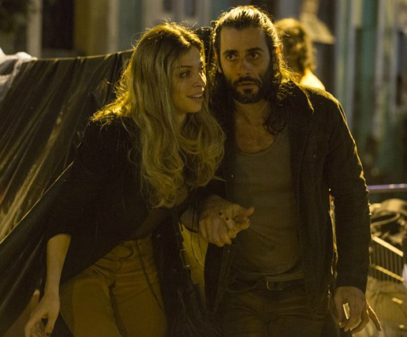 Roy e Larissa voltam à cracolândia (Foto: Felipe Monteiro / Gshow)