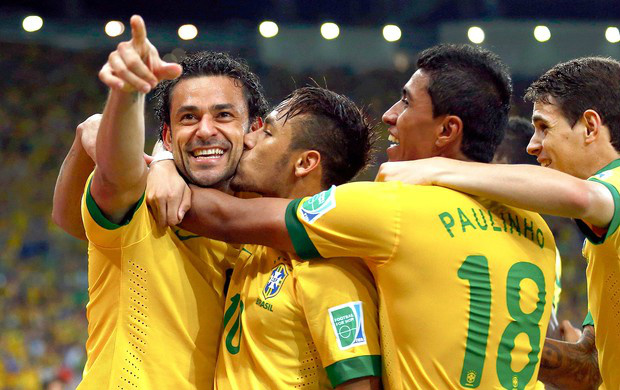 Com vitória de 3 a 0 no Maracanã, o Brasil mostrou seu potencial para jogar na Copa de 2014. Foto: Globo Esporte