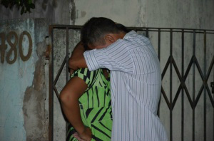 Familiares estavam muito abalados pois o idoso não tinha inimigos. (Foto: Vanessa Tamires)