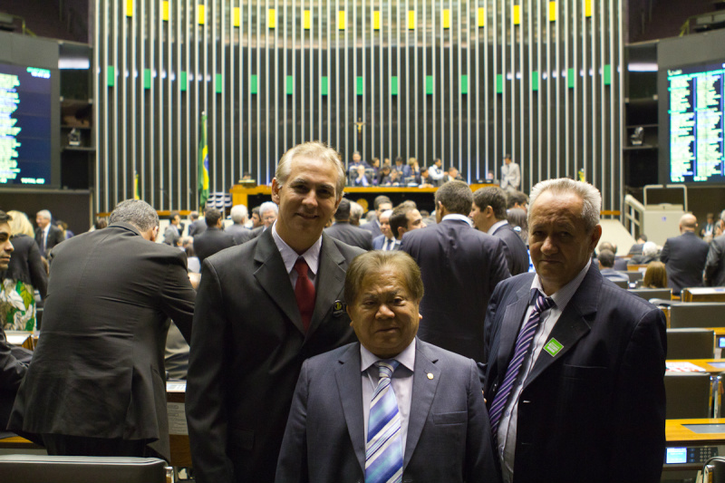 O parlamentar sul-mato-grossense afirmou que vai destinar R$ 400 mil para o município. O recurso será destinado para asfaltamento de ruas e obras. Foto: Assessoria